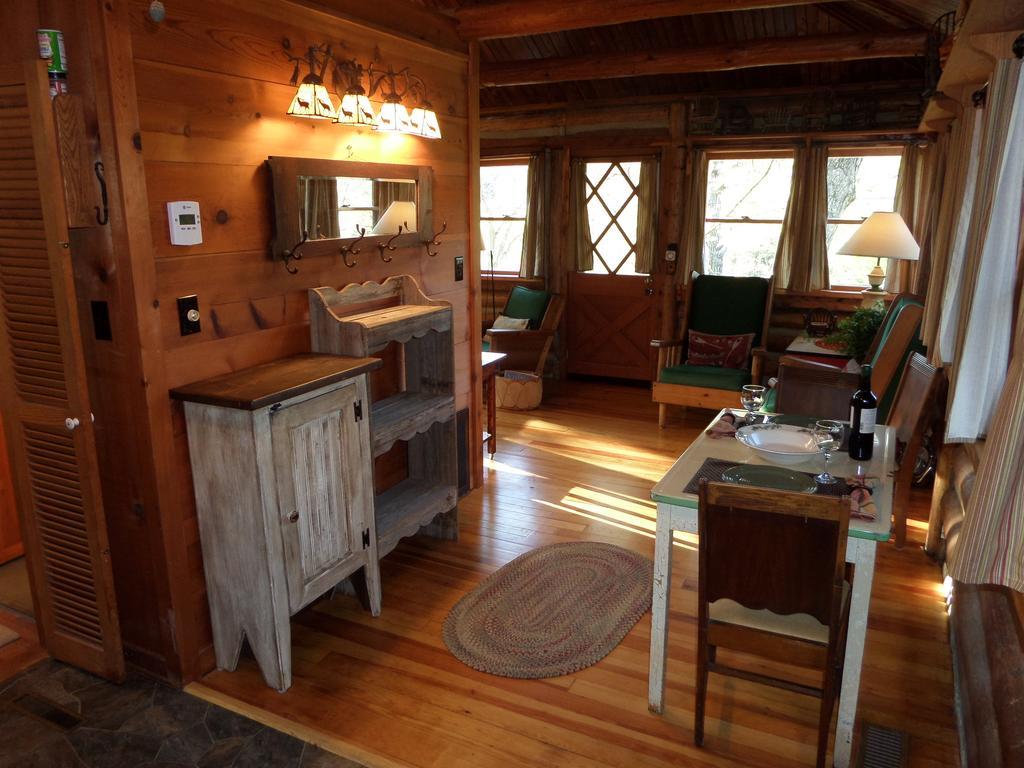 Lake Lucerne Treehouse Villa Юрека Спрингс Екстериор снимка