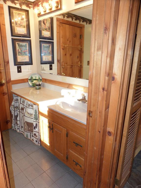 Lake Lucerne Treehouse Villa Юрека Спрингс Екстериор снимка